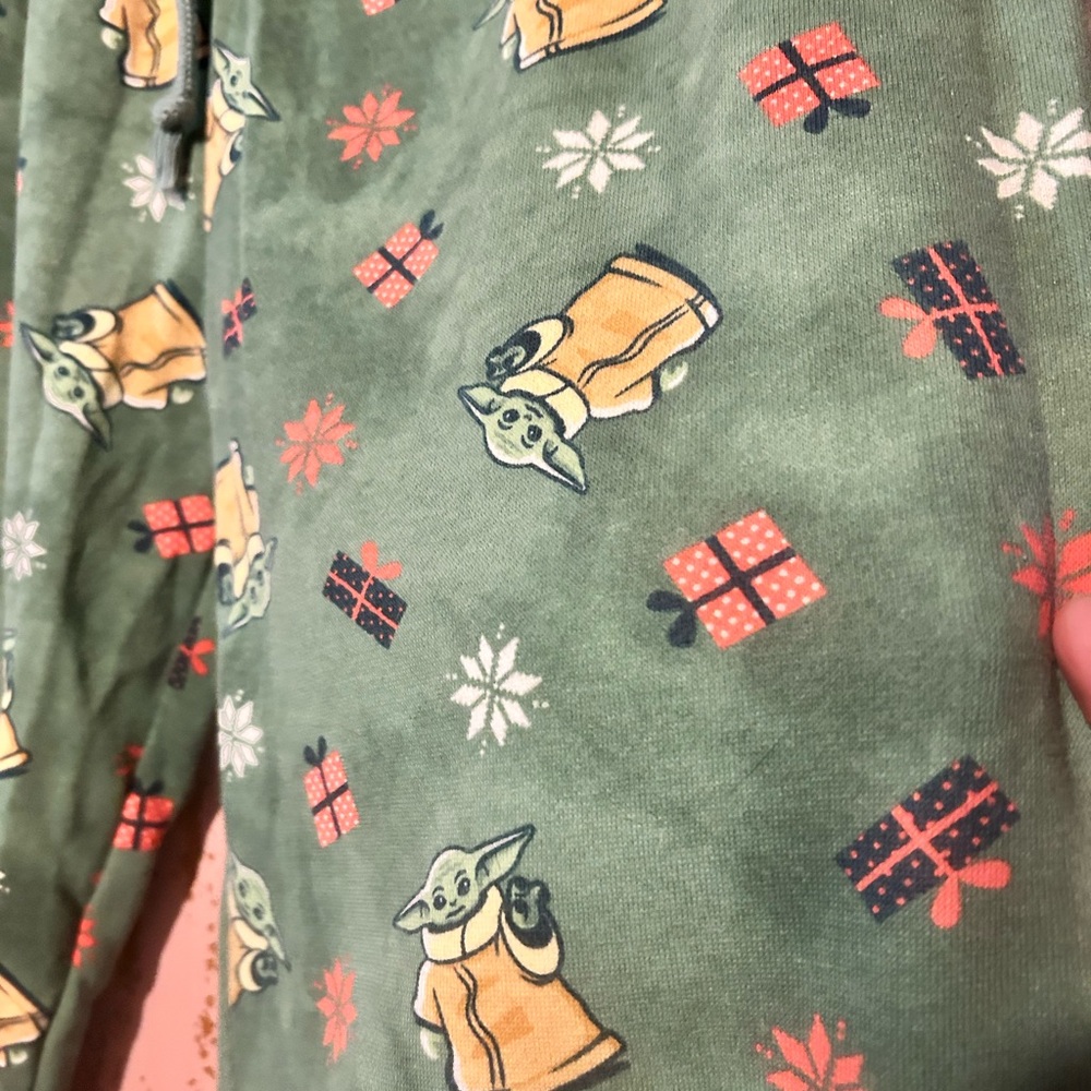 Green Star Wars Festive Print Joggers - Picture 5 of 7